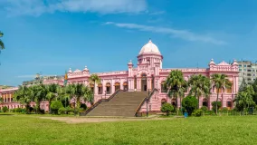  Mughal Palace - Ahsan Manzil in Dhaka, Bangladesh
