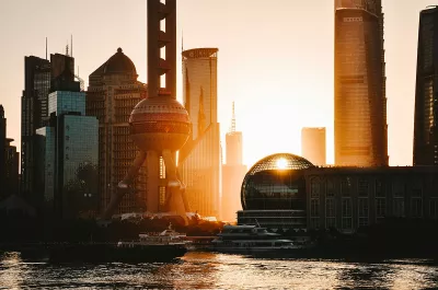 Memorial tower for the folk heroes of Shanghai