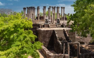  Historic town of Polonnaruwa, Sri Lanka